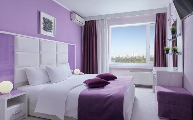Sigma (Official partner of the Gamma Izmailovo Hotel)