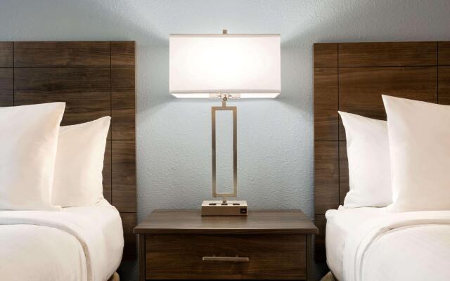 Travelodge Suites by Wyndham New Glasgow