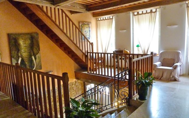 Mansion with 4 Bedrooms in Les Avenieres Veyrins Thuellin, with Wonderful Mountain View, Private Pool, Enclosed Garden