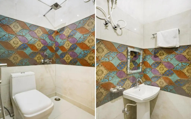 OYO 86157 Hotel Haveli Inn