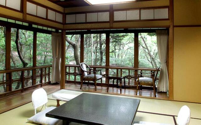 Tsukihitei Ryokan