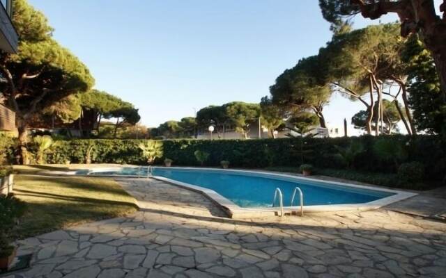 Amity Be my Guest Castelldefels
