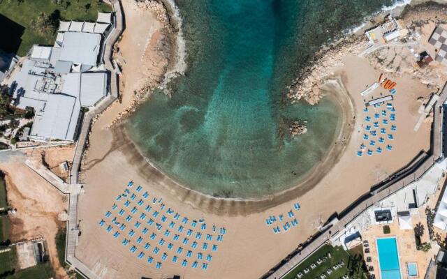 No.7 Athena Beach Villa, Pernera
