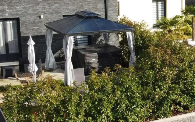 TOPAZE Nuitée Romantique avec Jacuzzi