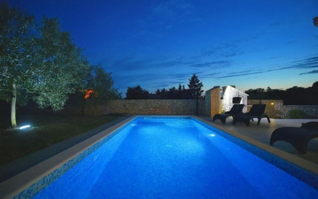 Luxury villa Maya