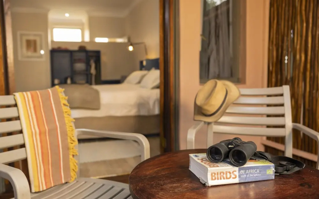 Sedia Riverside Hotel