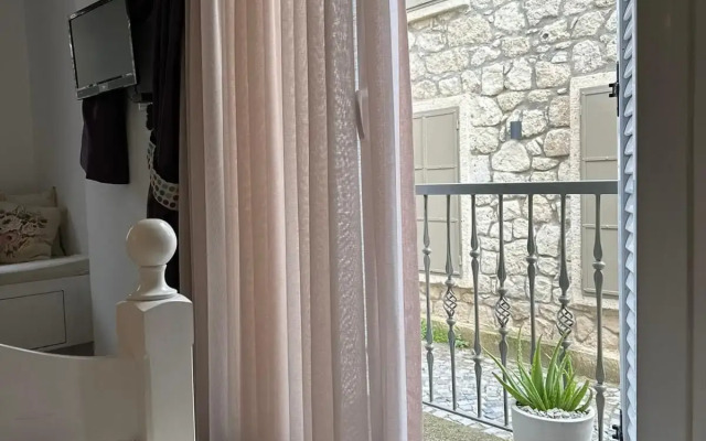 Selin Hotel