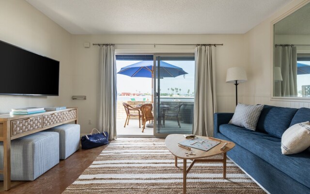 Bay View Buyout A by AvantStay Mission Beach Home on the Sand Sleeps 20