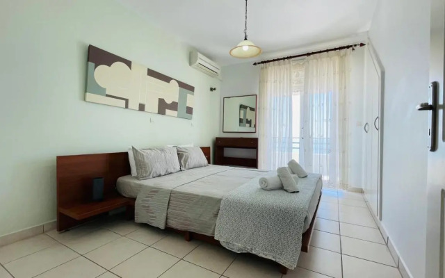 Glyfada beach two floors apartment 2-3 people