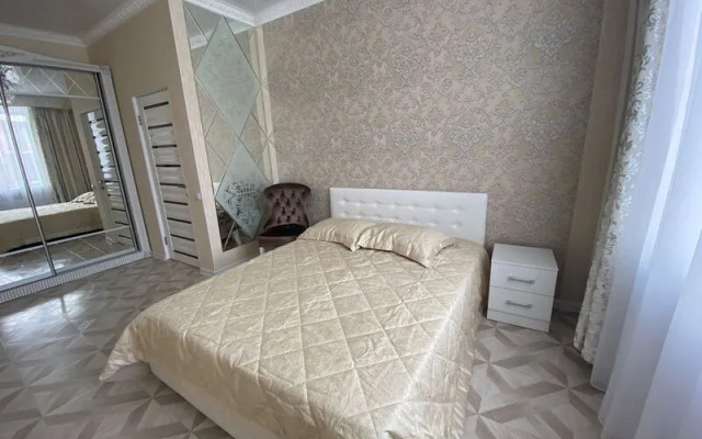 KMV apartments on Zheleznovodskaya street, 72