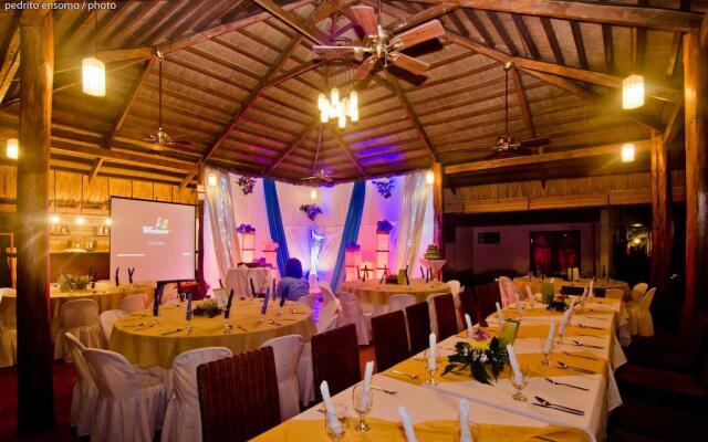 Acacia Tree Garden Hotel