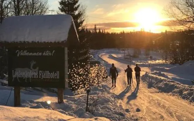 Lövåsgårdens Fjällhotell