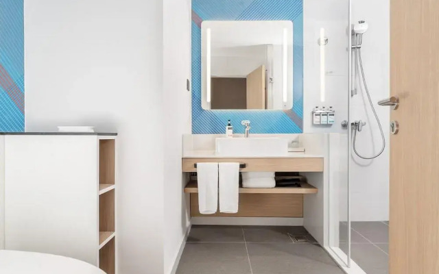 Holiday Inn Express Dangdong City Center by IHG