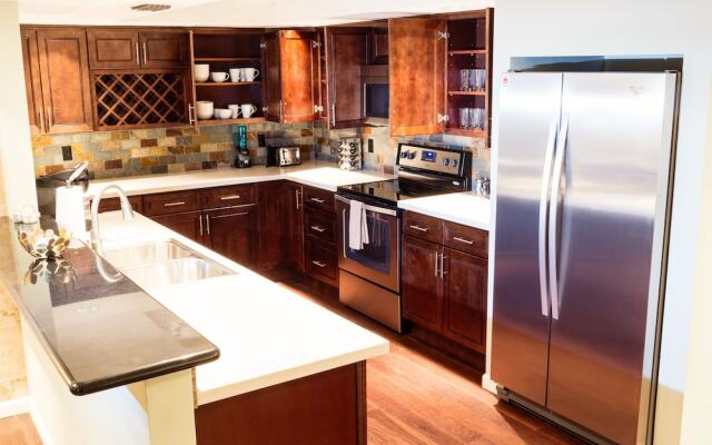 Scottsdale Luxury Home (2BR)