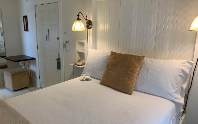 The Charlotte Hotel & Restaurant