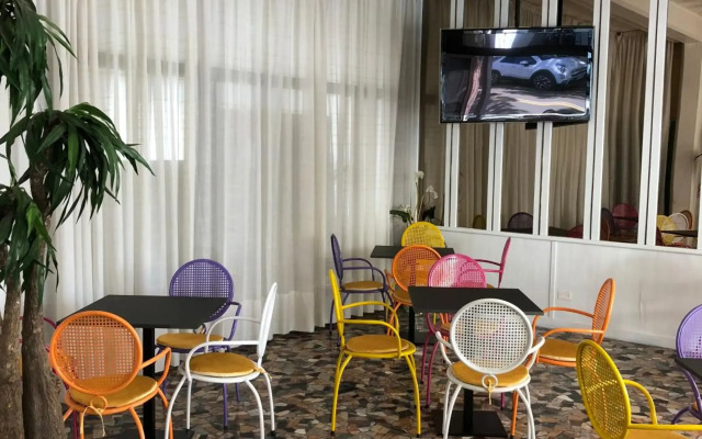 Hotel Marlisa Pier