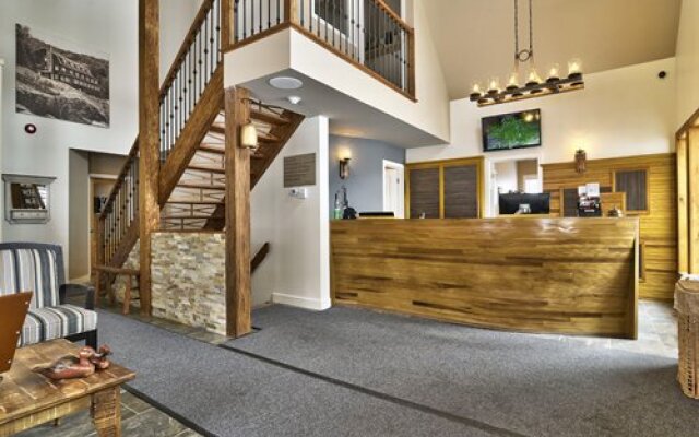 GEOHoliday Heights @ Lac Morency, St. Hippolyte, Canada