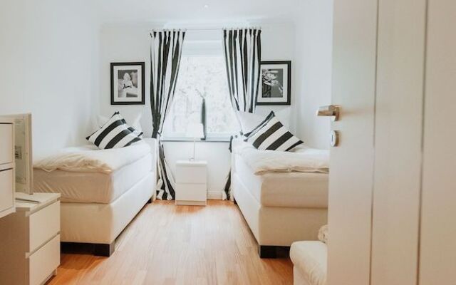 Luxury Apartment & Penthouse Villa