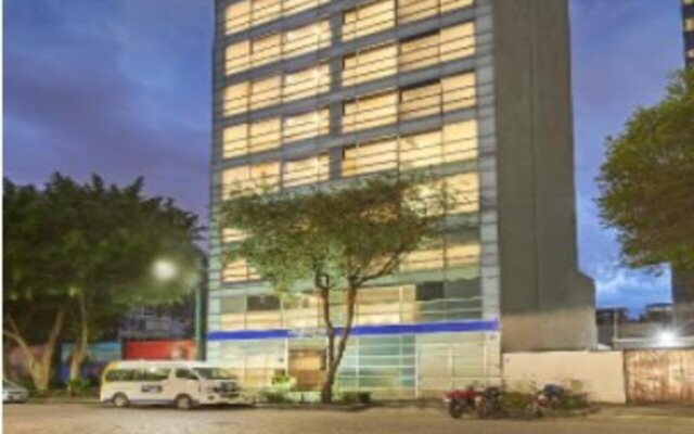 City Express by Marriott EBC Reforma