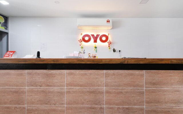 Mandurah Room & Cafe by OYO Rooms