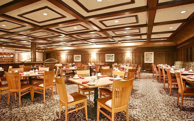 Bismarck Hotel and Conference Center