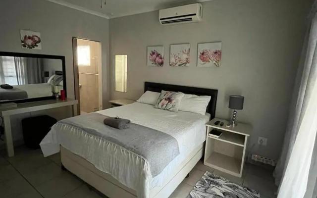 Oppi Draai Guesthouse