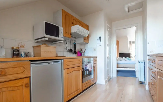 Cozy Apartment in Edinburgh near a Castle