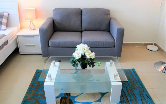 Modern Studio near Metro in X1 Tower JLT - EDN