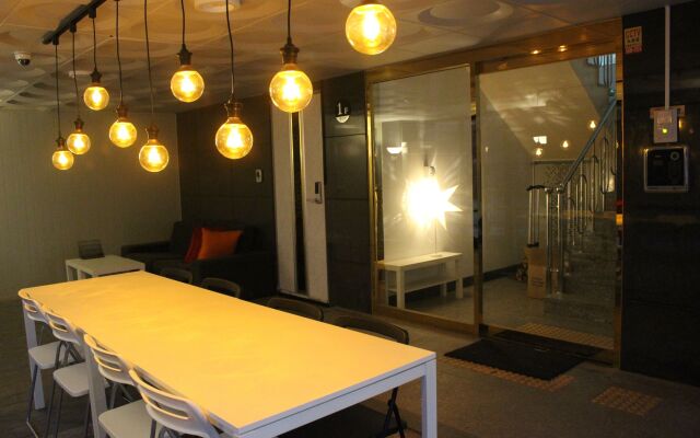 Bunk Guesthouse Hostel 2
