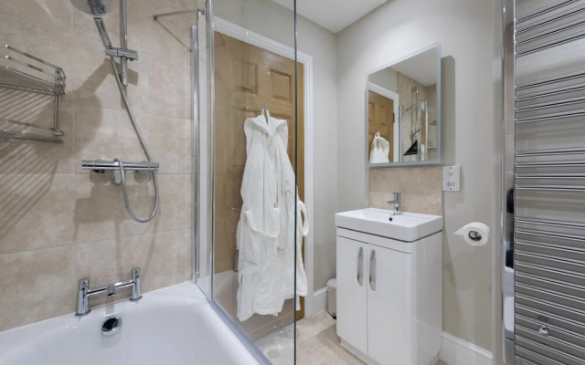 Superior Stays Luxury Apartments - Bath City Centre