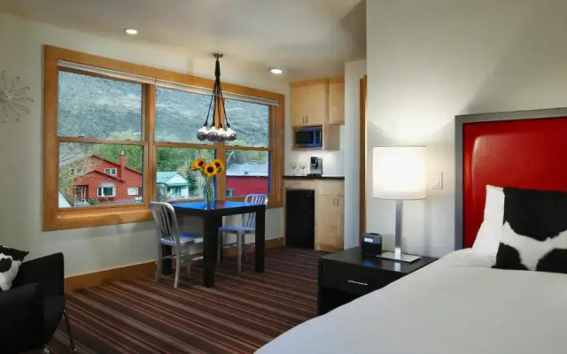 Hotel Minturn