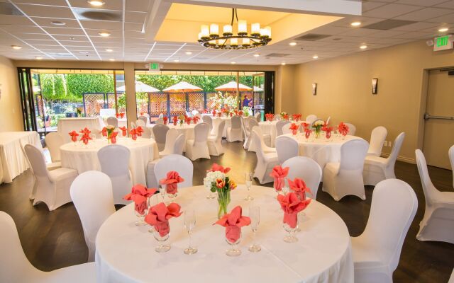 Palm Garden Hotel