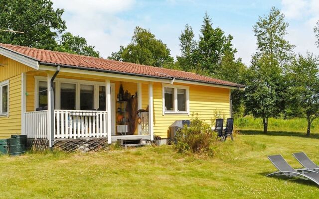 6 Person Holiday Home in Brålanda
