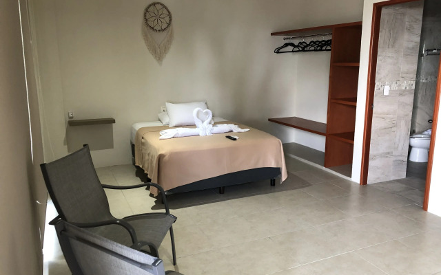 Cuxos Hotel Beachfront