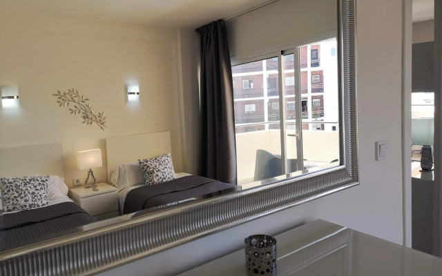 TORREMOLINOS Deluxe Apartment