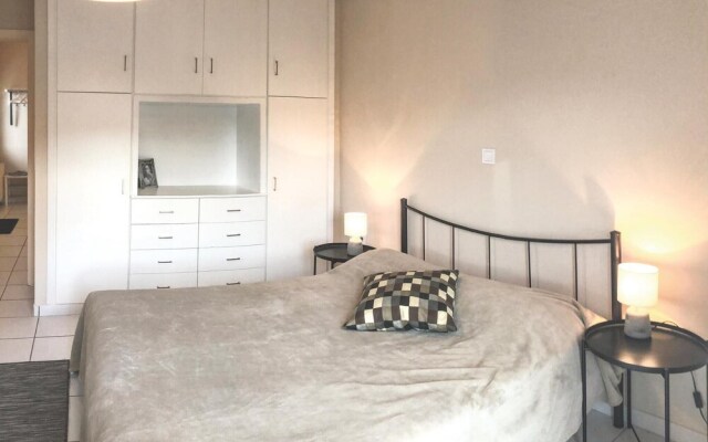 Stunning Home in Chalkida With 3 Bedrooms and Wifi