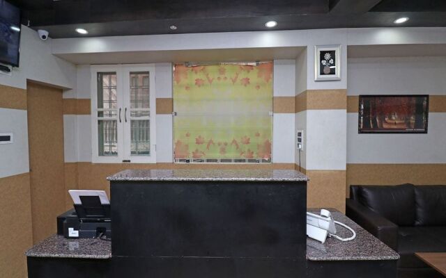 OYO 19811 Abc Residency