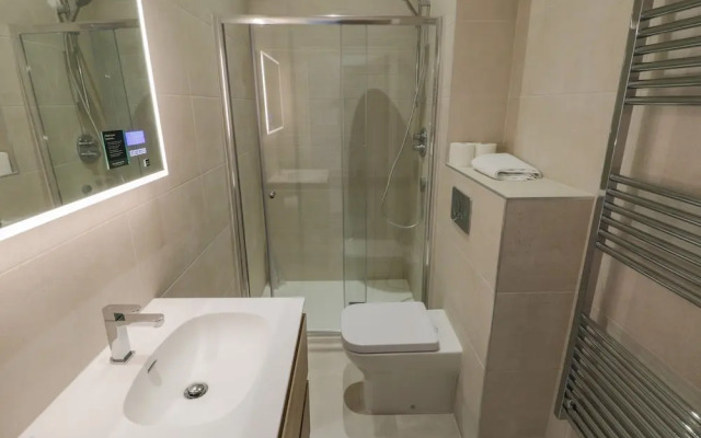 Foxton Penthouse