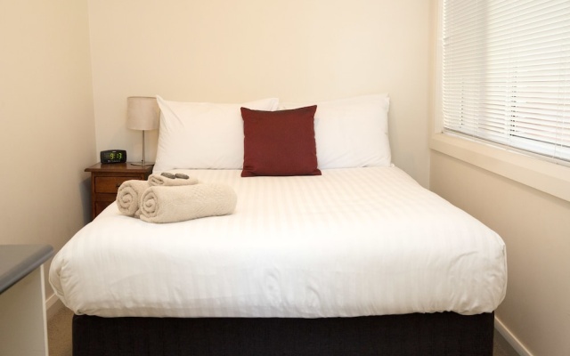 Apartments on Morrow – Guest Rooms – Wagga Wagga