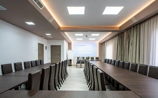 Hotel Eden Garden Spa