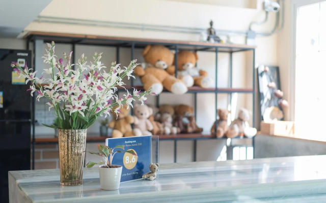 Little Bear's Home