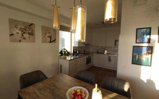 Helsinki Penthouse near the west harbor