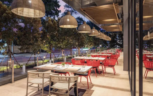 DoubleTree by Hilton Vientiane
