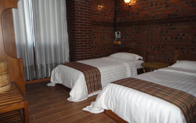Nan Bwe- The Vibe Hostel