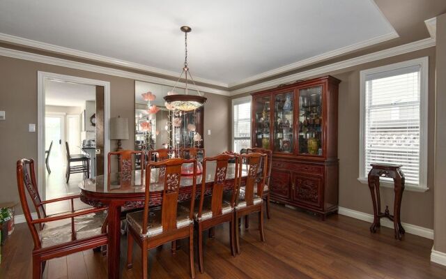 Fraser River Richmond Bed & Breakfast