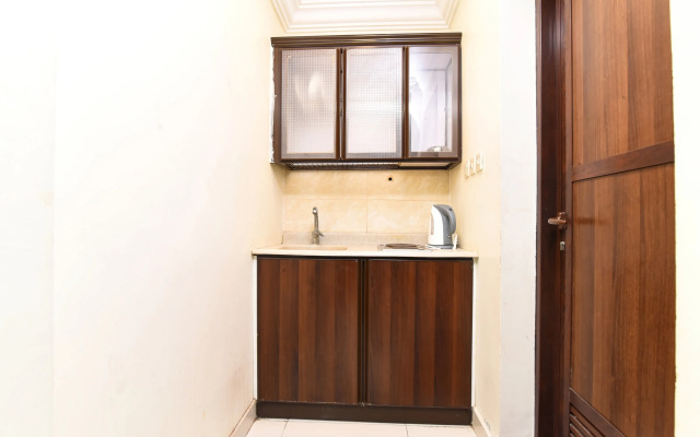 OYO 426 Royal Al Khaleej Furnished Apartments