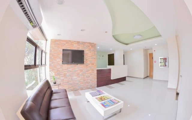 Emerald Suites CDO