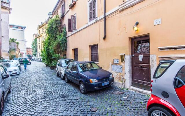 Romefinestay Apartment Luce