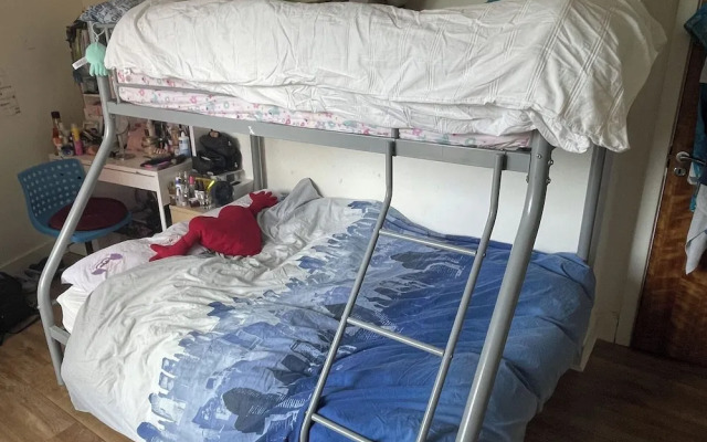 Central Dublin 2-bed Apartment -sleeps 5 & Parking