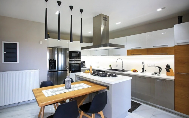 Design Villa Nicol Heated Pool Seaview